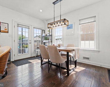 18 Wilkins Avenue - Photo Thumbnail 7