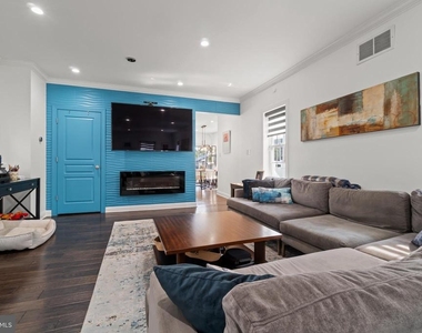 18 Wilkins Avenue - Photo Thumbnail 8