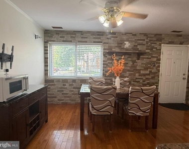 1080 Pendleton Court - Photo Thumbnail 5