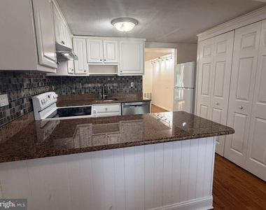 1080 Pendleton Court - Photo Thumbnail 9