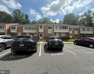 1080 Pendleton Court - Photo Thumbnail 2