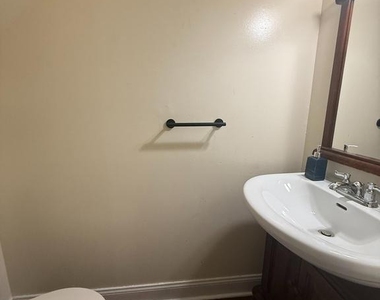 1080 Pendleton Court - Photo Thumbnail 13