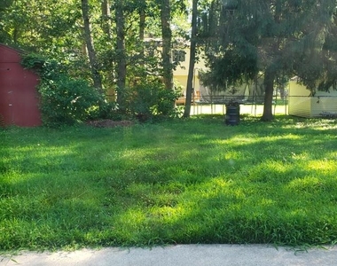 212 California Trail - Photo Thumbnail 3