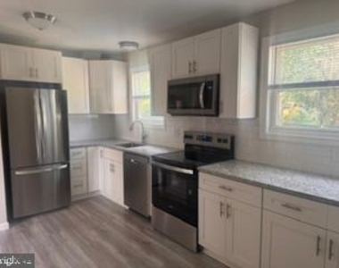 212 California Trail - Photo Thumbnail 8