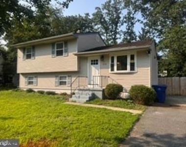 212 California Trail - Photo Thumbnail 4