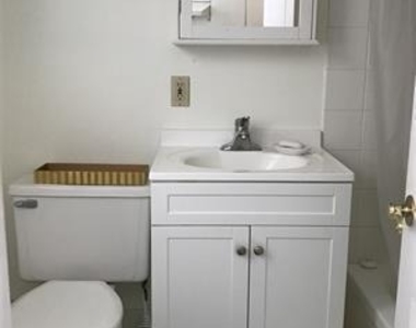 111 S Dudley Avenue - Photo Thumbnail 10