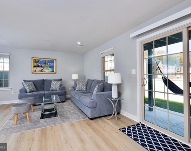 4112 Shirley Rose Court - Photo Thumbnail 23