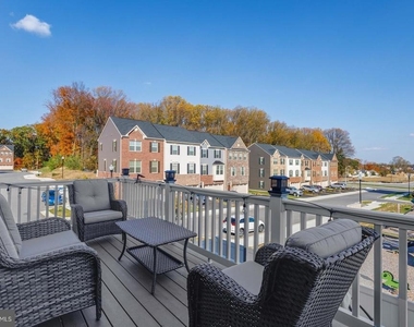 4112 Shirley Rose Court - Photo Thumbnail 10