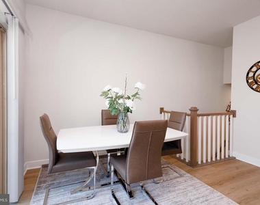 4112 Shirley Rose Court - Photo Thumbnail 8