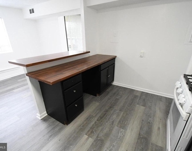 8459 Greenbelt Road - Photo Thumbnail 14
