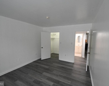 8459 Greenbelt Road - Photo Thumbnail 8