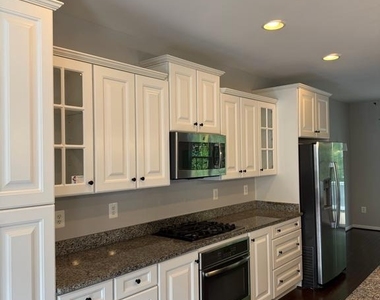 12711 Rustic Rock Lane - Photo Thumbnail 5