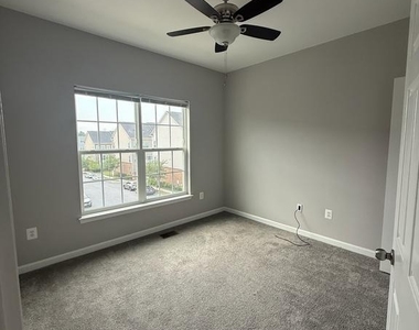 12711 Rustic Rock Lane - Photo Thumbnail 14