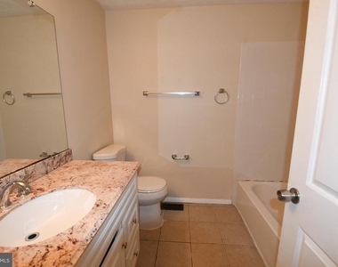6516 Homestake Drive S - Photo Thumbnail 5