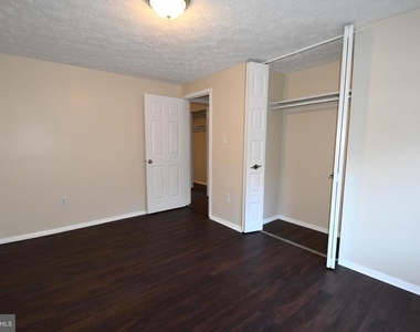6516 Homestake Drive S - Photo Thumbnail 3