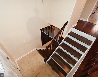 6516 Homestake Drive S - Photo Thumbnail 13