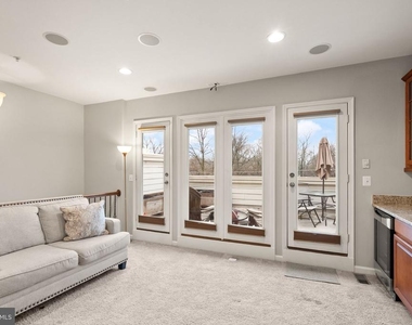 517 Overlook Park Drive - Photo Thumbnail 31