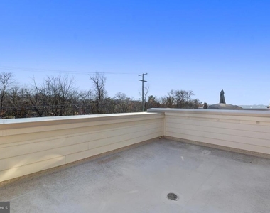 517 Overlook Park Drive - Photo Thumbnail 32