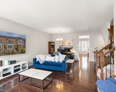 517 Overlook Park Drive - Photo Thumbnail 5