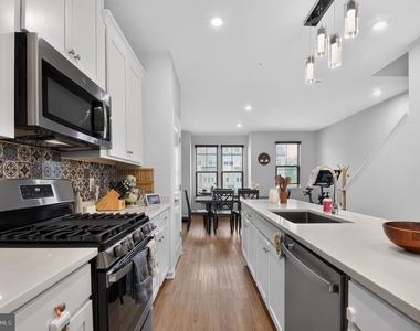 12602 Canopy Ave - Photo Thumbnail 10