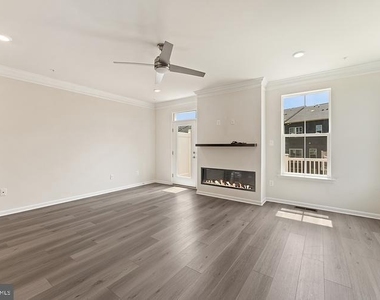 16601 Anegada Drive - Photo Thumbnail 30
