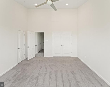 16601 Anegada Drive - Photo Thumbnail 14