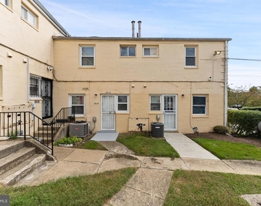 2510 Iverson Street - Photo Thumbnail 15