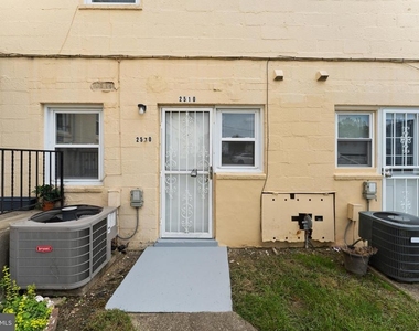 2510 Iverson Street - Photo Thumbnail 17
