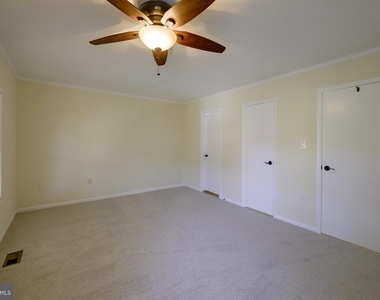7518 Westlake Terrace - Photo Thumbnail 28