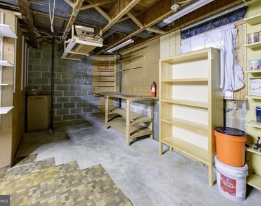 7518 Westlake Terrace - Photo Thumbnail 57