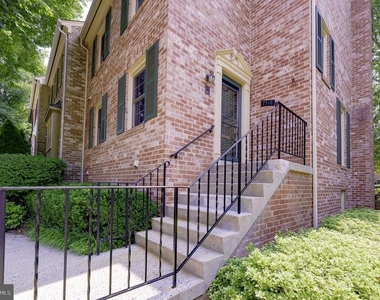 7518 Westlake Terrace - Photo Thumbnail 3