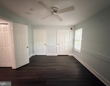 931 Hillside Lake Terrace - Photo Thumbnail 8