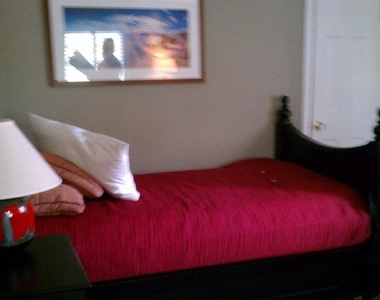 4509 Harling Lane - Photo Thumbnail 21