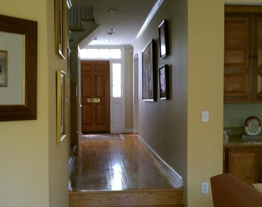 4509 Harling Lane - Photo Thumbnail 7