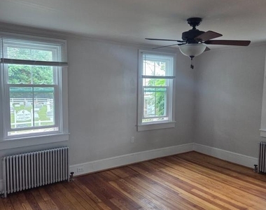 23630 Woodfield Road - Photo Thumbnail 9
