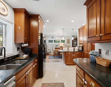 5201 Brookeway Drive - Photo Thumbnail 30