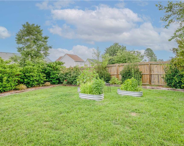 5415 Nessee Street - Photo Thumbnail 46