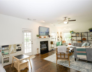 5415 Nessee Street - Photo Thumbnail 13
