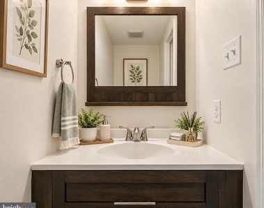 6121 Cedar Wood Drive - Photo Thumbnail 20
