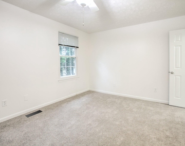503 Park Manor Circle - Photo Thumbnail 15