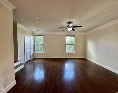 1004 Waymaker Court - Photo Thumbnail 9
