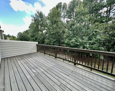 1004 Waymaker Court - Photo Thumbnail 23