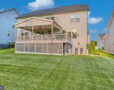 7142 Starmount Way - Photo Thumbnail 85