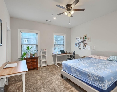 7142 Starmount Way - Photo Thumbnail 52