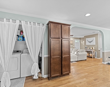 6109 Whittier Drive - Photo Thumbnail 14