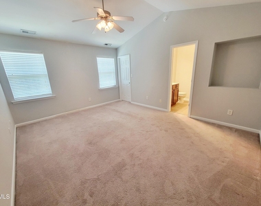 8827 Thornton Town Place - Photo Thumbnail 30