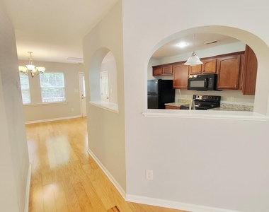 8827 Thornton Town Place - Photo Thumbnail 18
