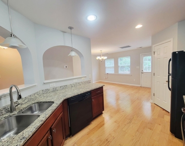 8827 Thornton Town Place - Photo Thumbnail 25