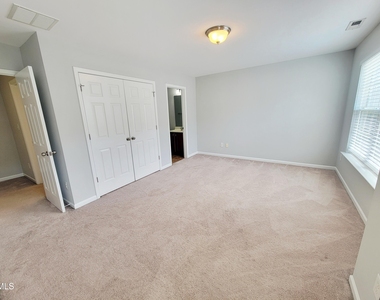 8827 Thornton Town Place - Photo Thumbnail 41