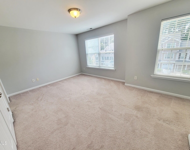 8827 Thornton Town Place - Photo Thumbnail 40